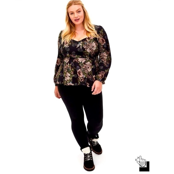 Torrid NWOT Peplum Crepe Sweetheart Neck Too Size 00 Romantic Goth Feminine - Picture 1 of 10